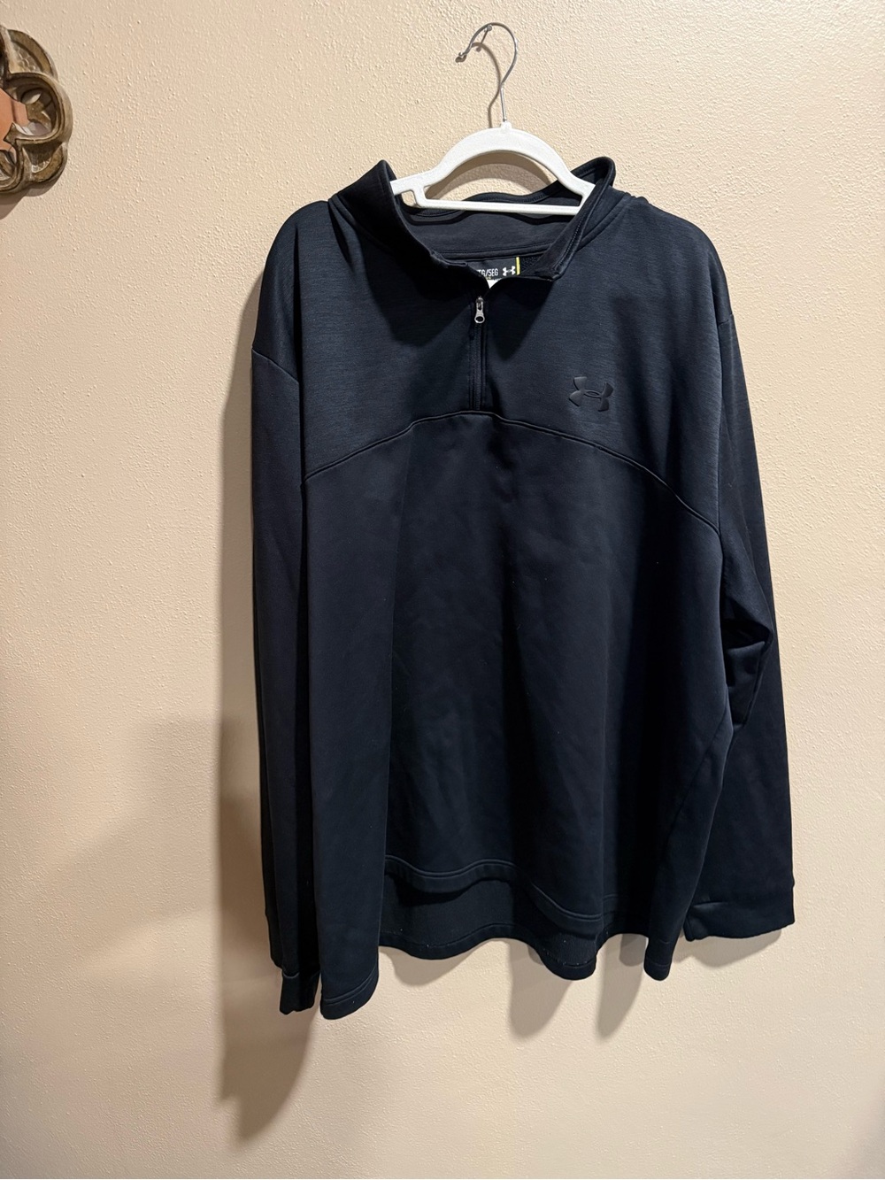 5XL Under Armour Black Pullover